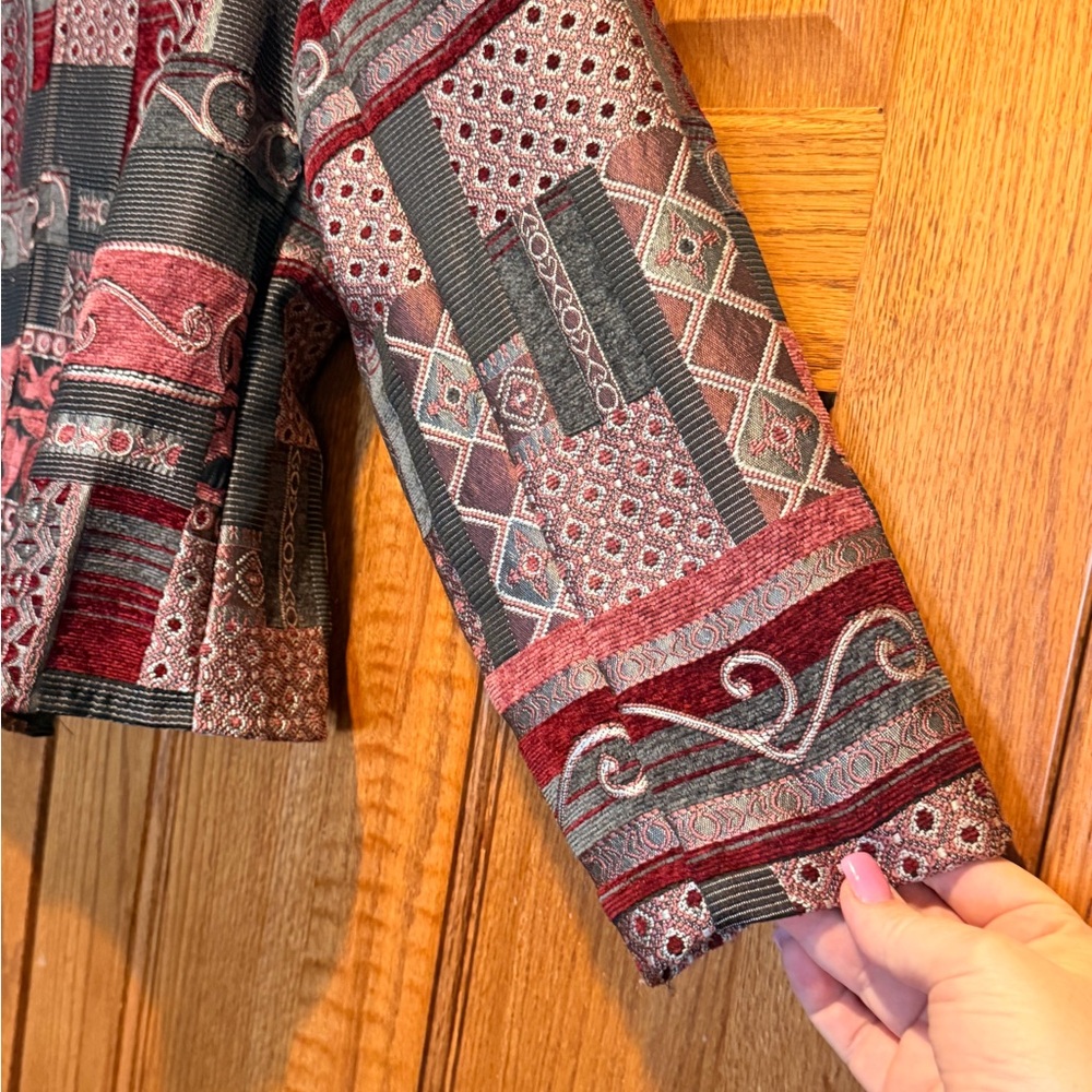 Dressbarn Tapestry Patchwork Jacket - image 4